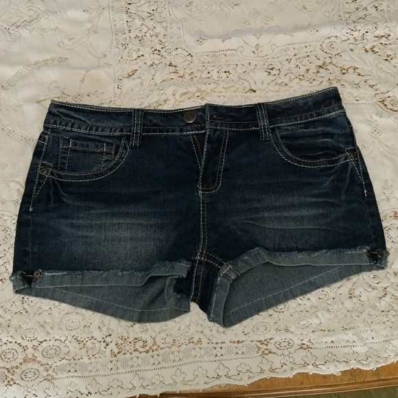 Jean shorts - Picture 1 of 3